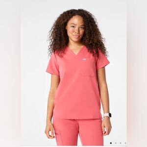 FIGS- Catarina One-Pocket Scrub Top